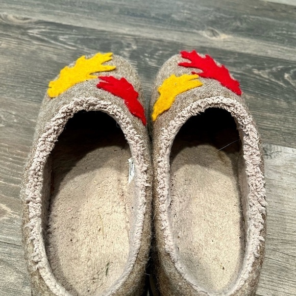 LL Bean Daybreak Scuff Fall Leaves Leaf Wool Women’s House shoe Slipper Size 6 - Picture 3 of 7